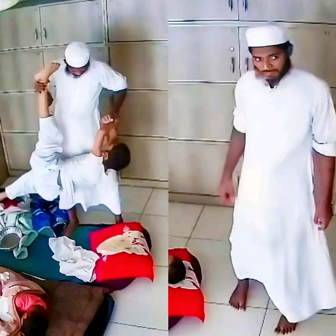 হুজুরকে ছাত্র বলেন হুজুর আপনি যখন রিতু ম্যাডামকে কি....See more